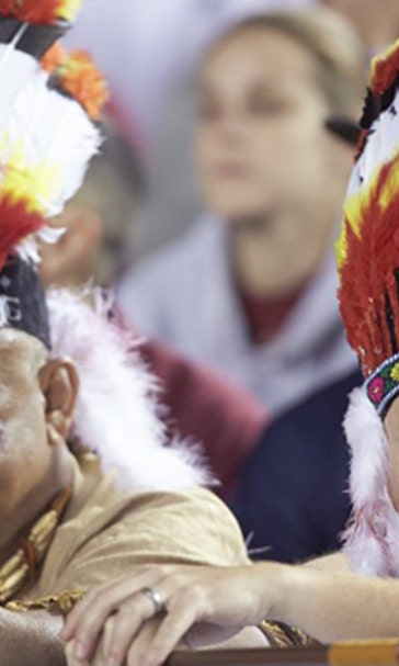 Florida State to prohibit fans from wearing Native American headdresses at games